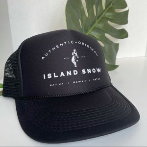 Island Snow Trucker hat